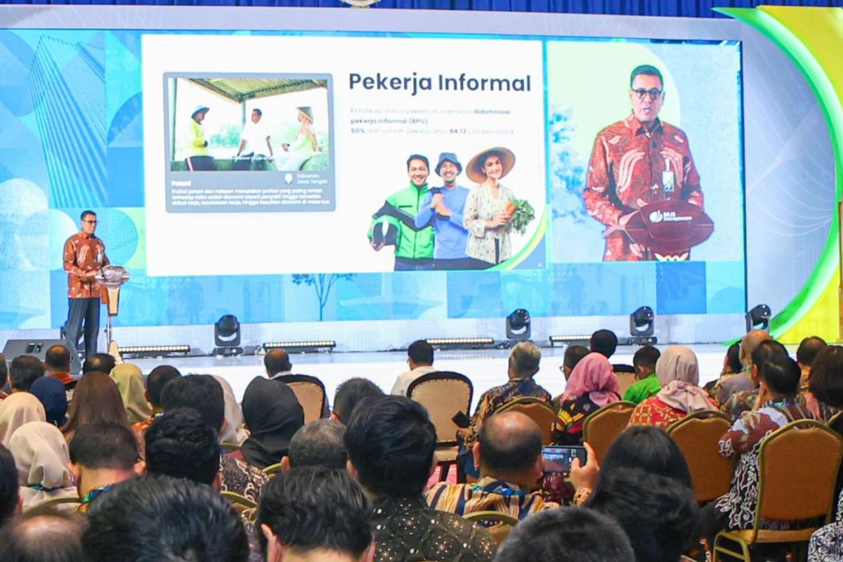 Menaker ingin Social Security Summit buat strategi perkuat  jamsostek