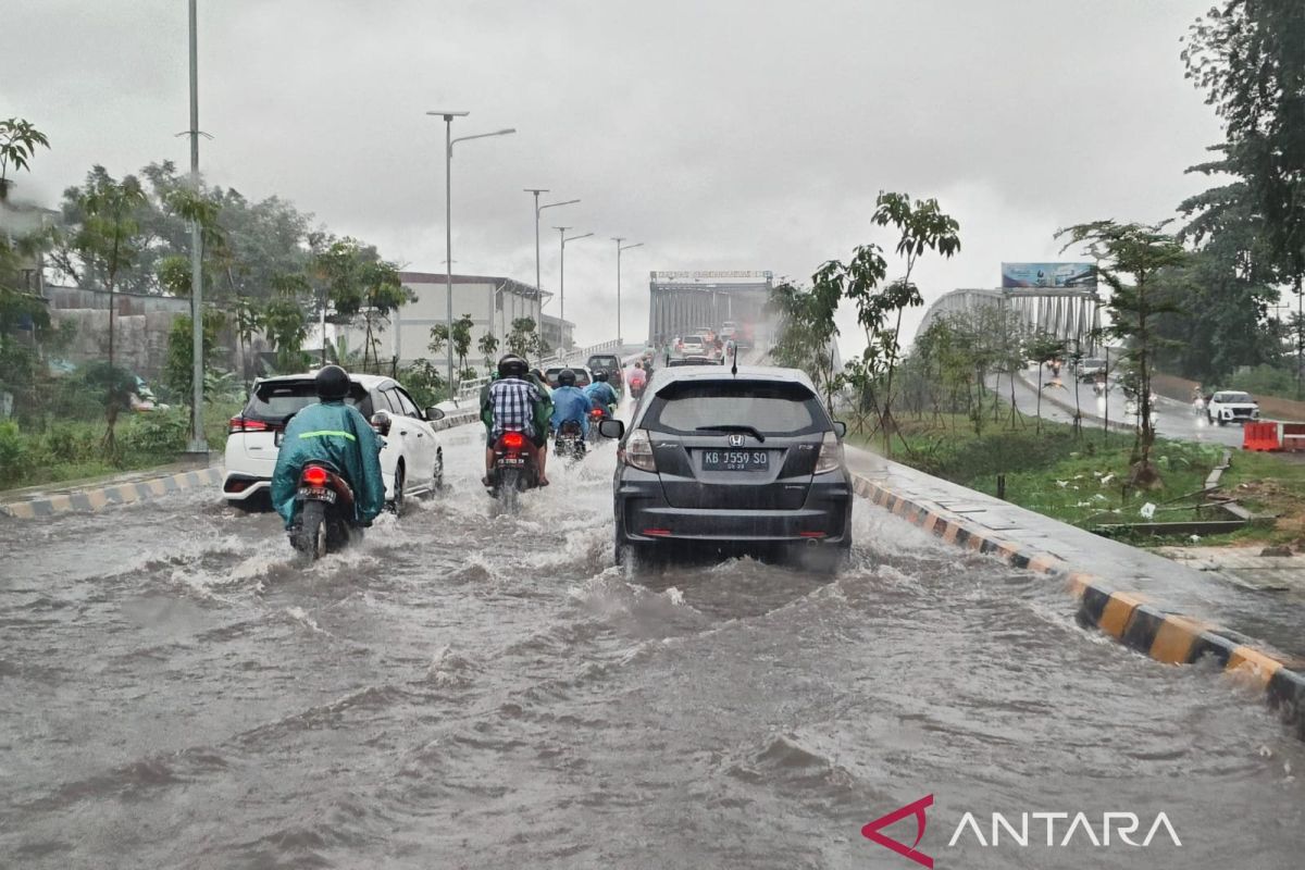 BPBD Kota Pontianak imbau warga waspada banjir dan angin kencang