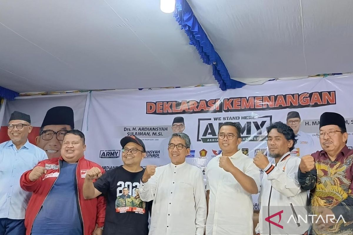 Pasangan ARMY deklarasikan kemenangan di Pilbup Kutim 2024