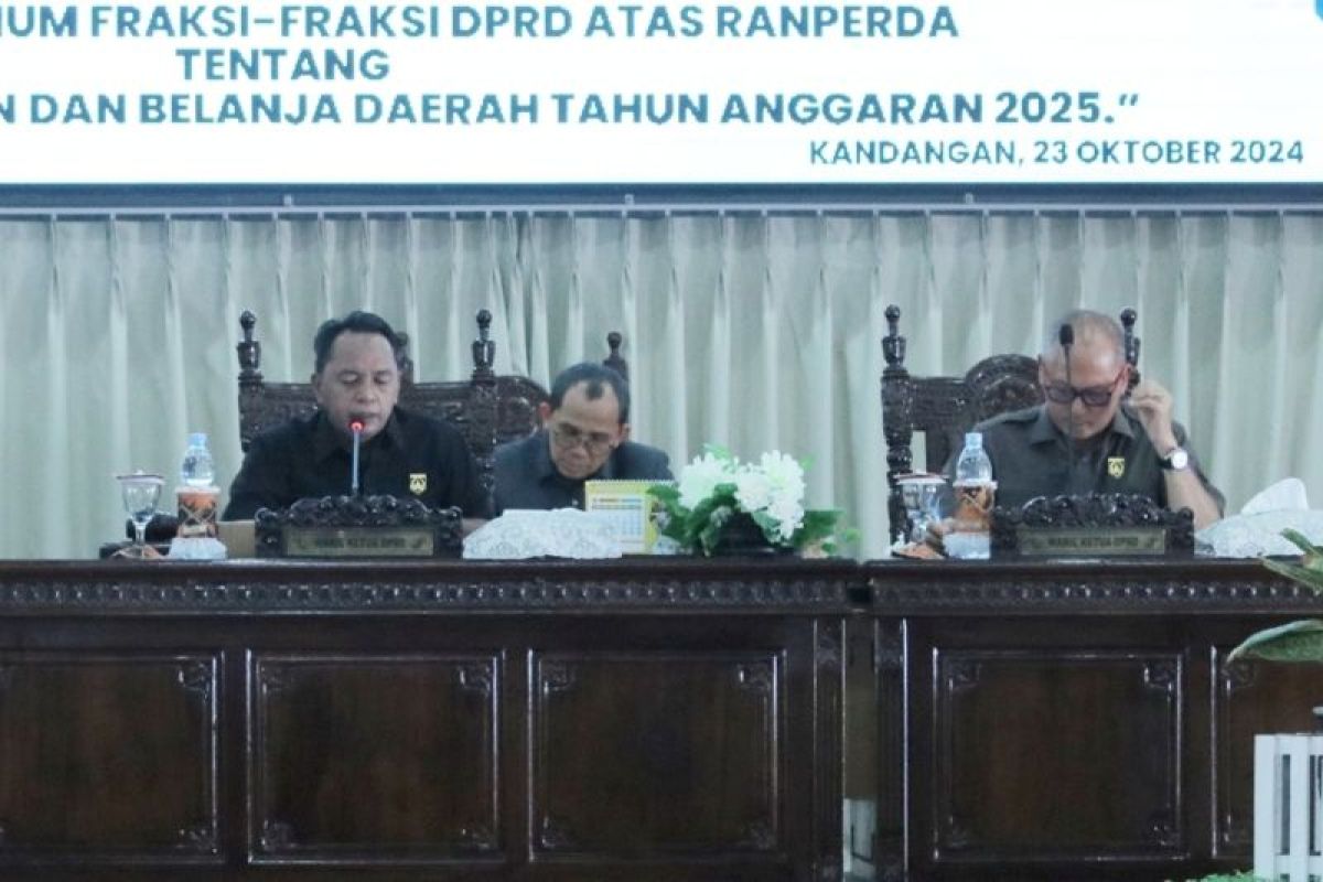 Gabungan komisi DPR HSS dan pemkab bahas raperda APBD 2024