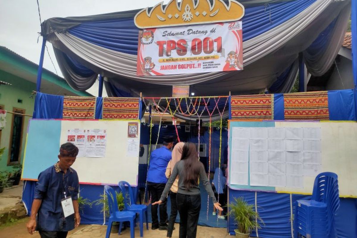 TPS 001 Kedaung dihiasi nuansa Kain Tapis Bandarlampung