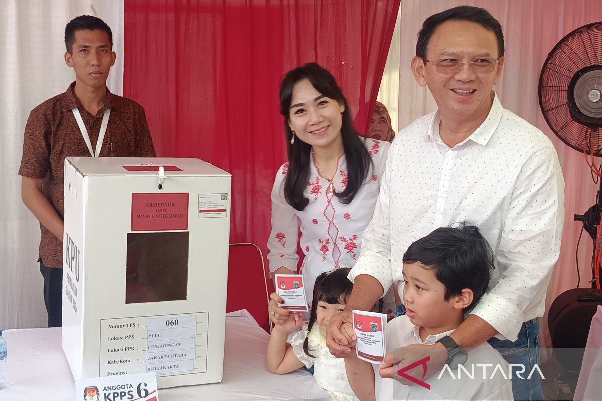 Pramono-Rano menang telak di TPS 60 tempat Ahok mencoblos