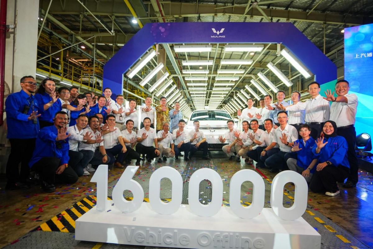 Wuling rayakan produksi 160.000 unit kendaraan di pabrik Indonesia 