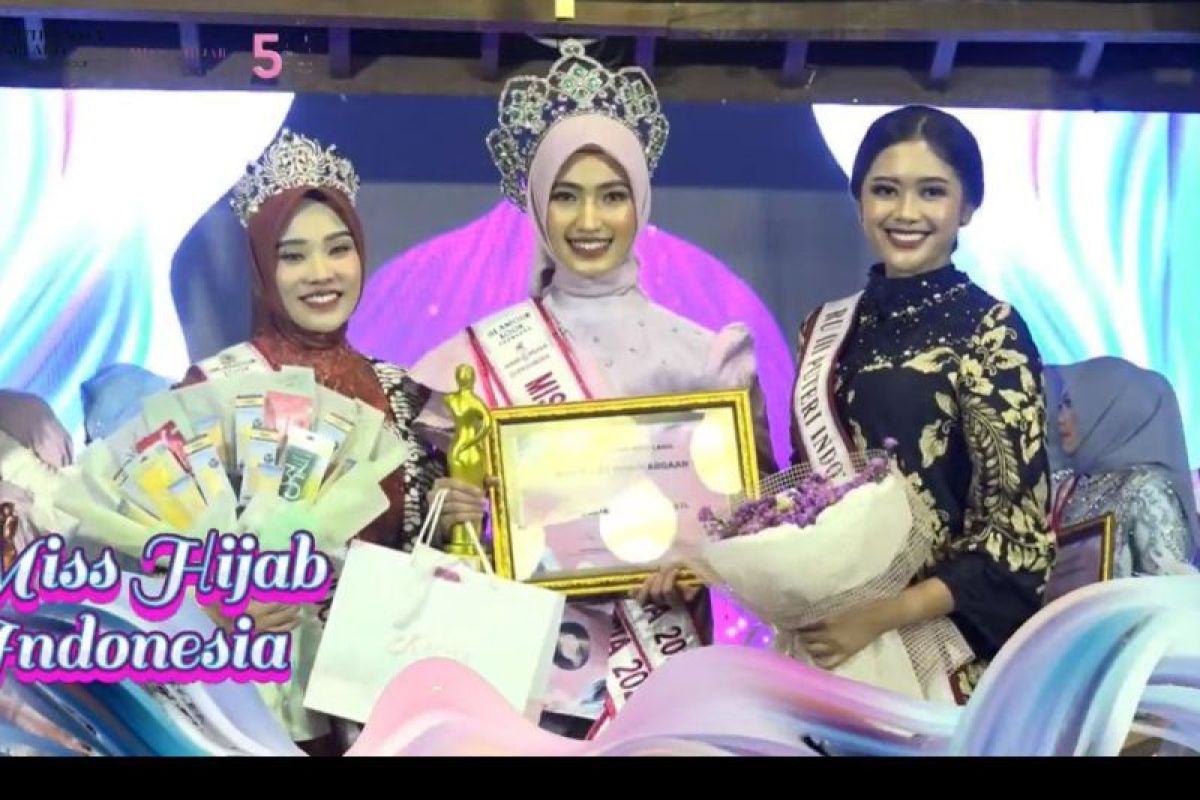 Mahasiswa UI Wynona Salsabila Hafiz dinobatkan sebagai Miss Hijab Indonesia