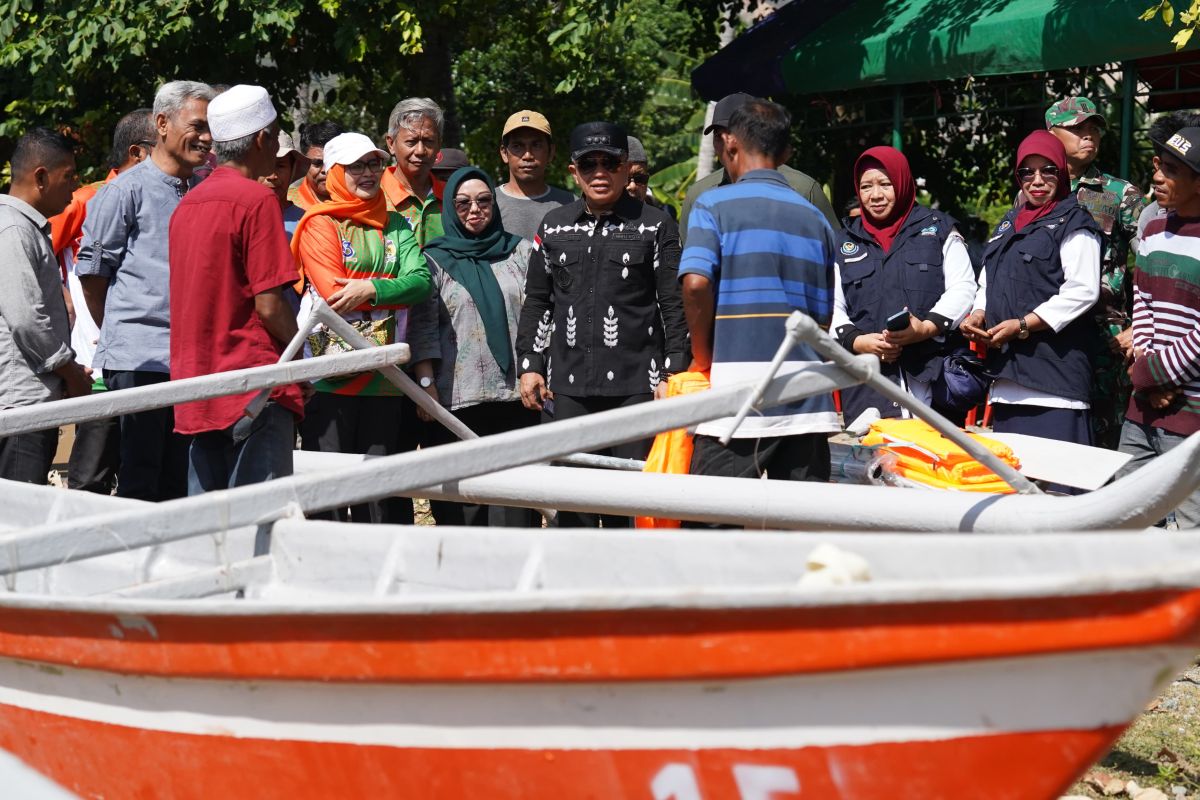 Kota Palu imbau nelayan manfaatkan bantuan perahu