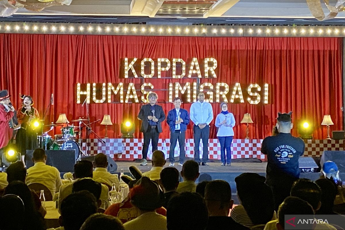 LKBN ANTARA raih penghargaan mitra media terbaik Anugerah Humas Imigrasi