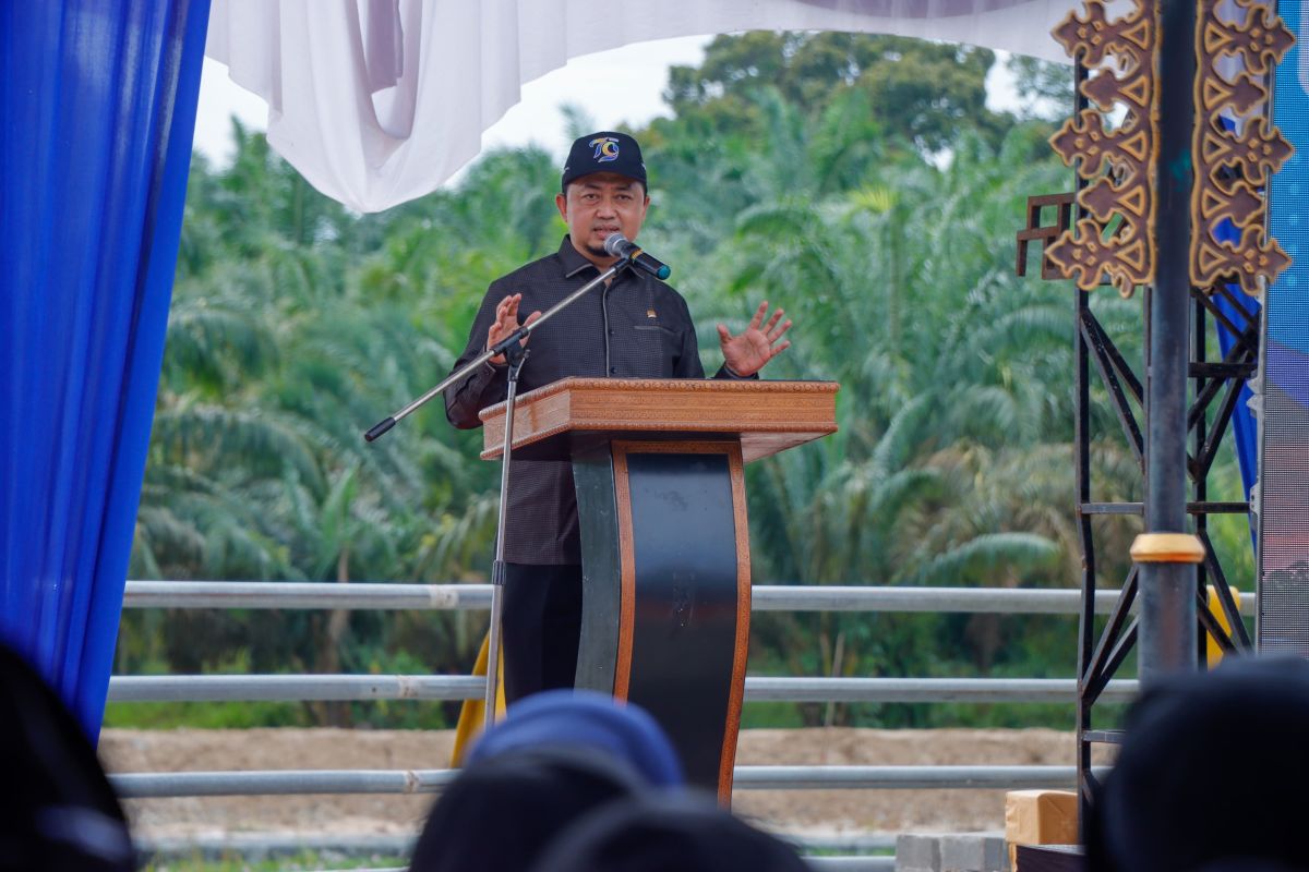 Buka Festival Danau Bokuok di Kampar, Syahrul Aidi minta danau dirawat