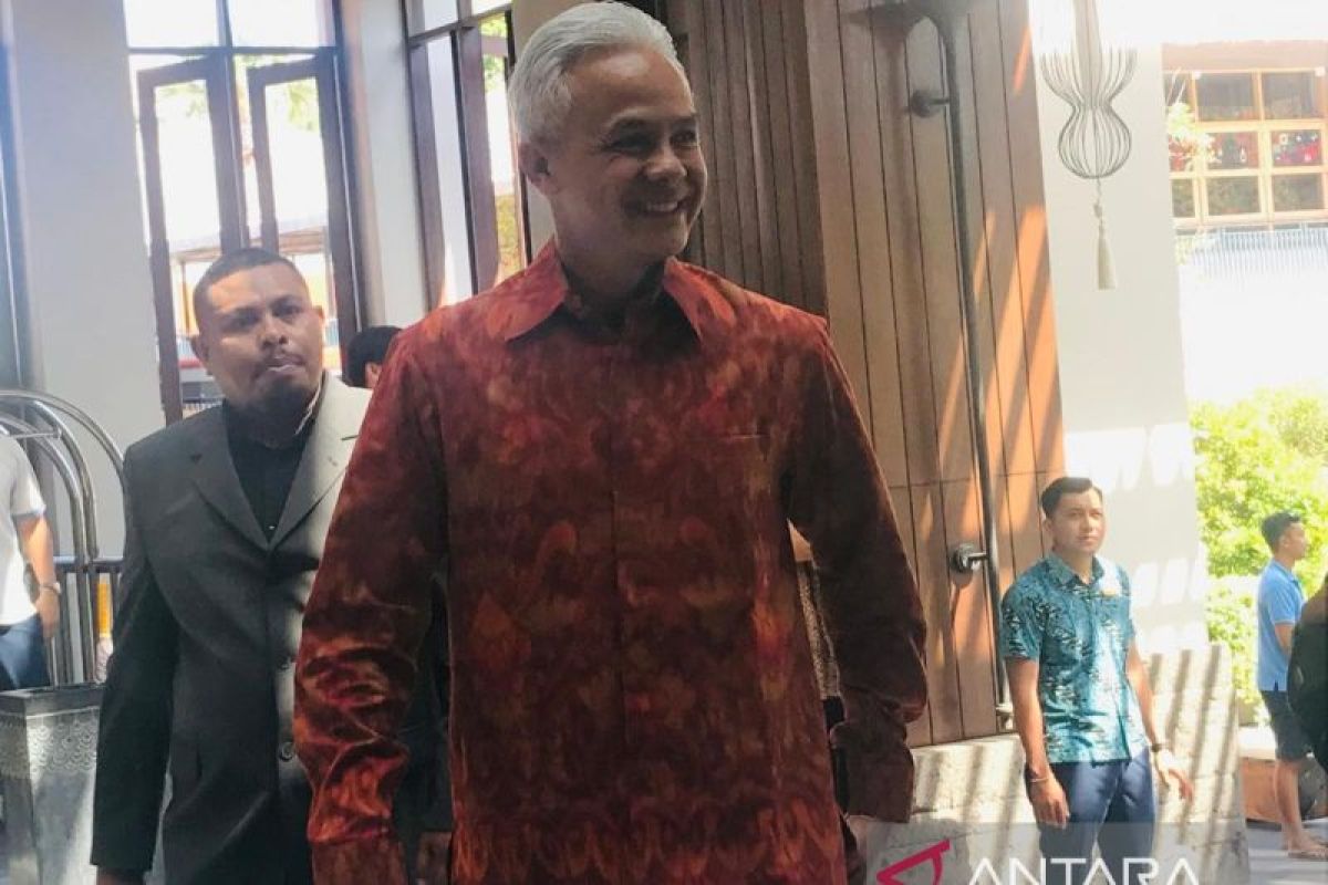 Ganjar Pranowo tanggapi kekalahan PDIP di Pilkada Jateng