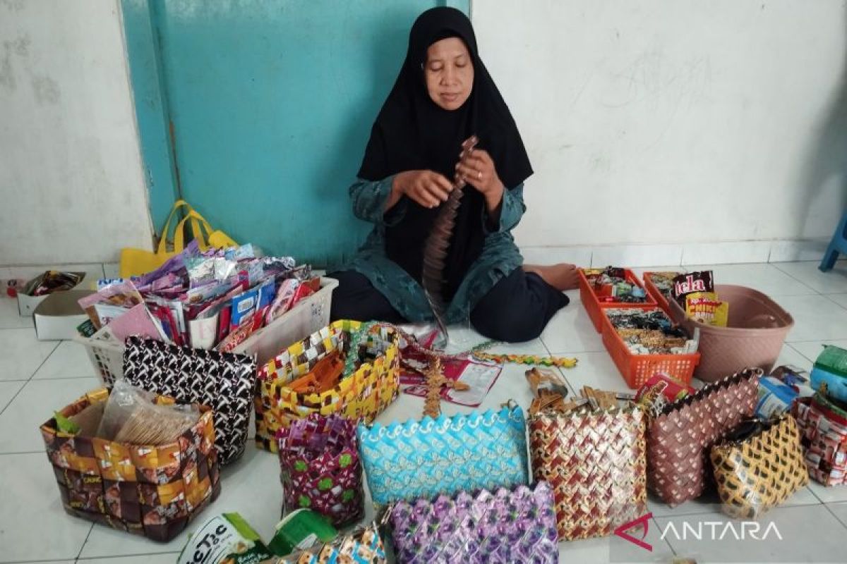 Chamdawati, pejuang sampah dari Kudus yang gigih ubah pola pikir masyarakat