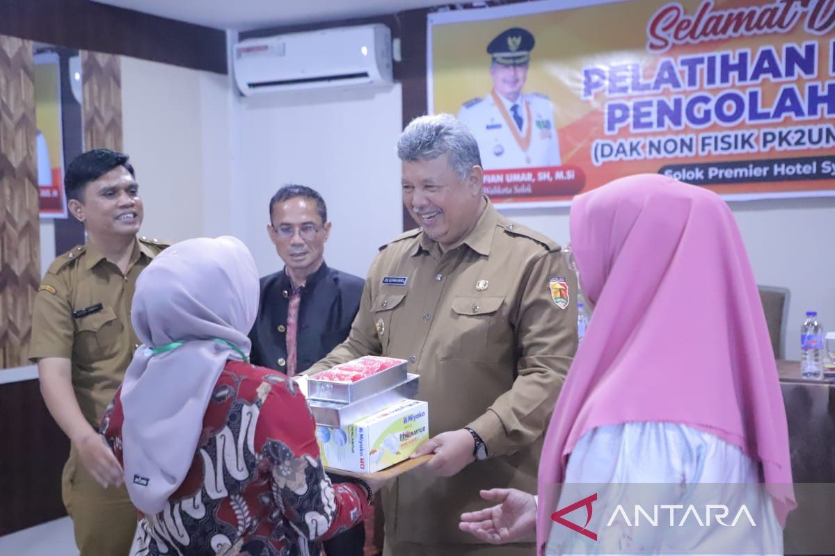 Pemkot Solok berikan pelatihan keterampilan pengolahan makanan