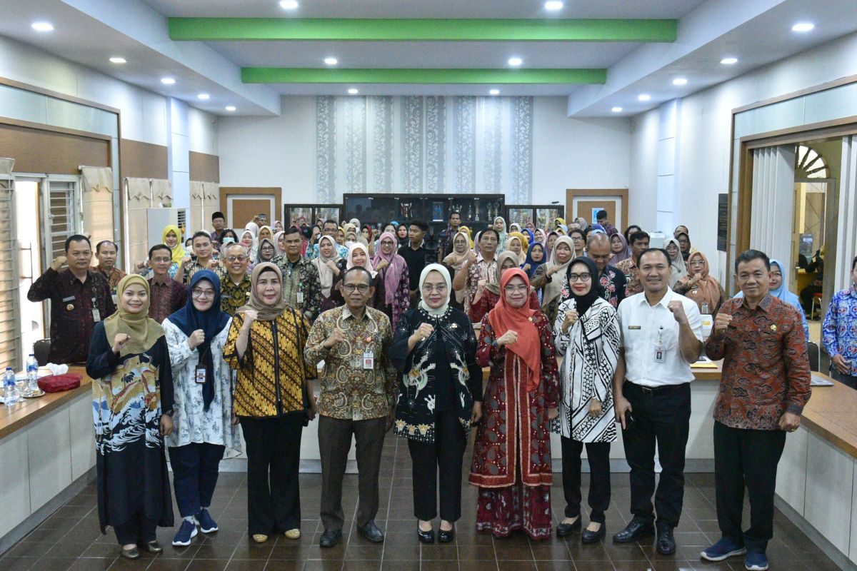 Pj Wali Kota Jambi rapat evaluasi penanganan stunting