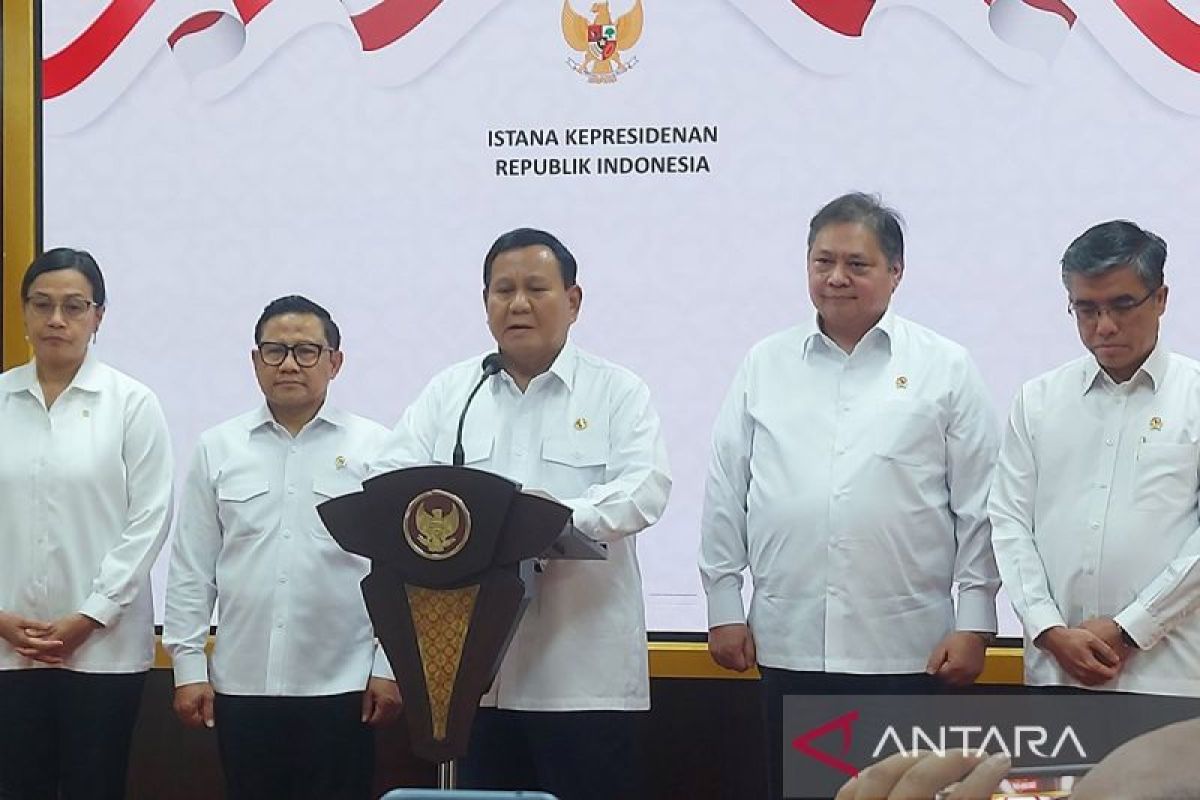 Pengamat:  Kenaikan upah minimum beri efek surplus ke dunia usaha