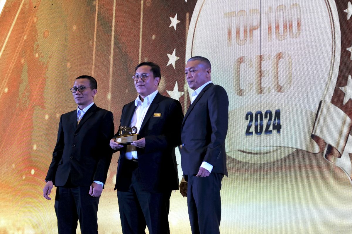 Direktur Utama PT Jalin raih Penghargaan Top 100 CEO 2024