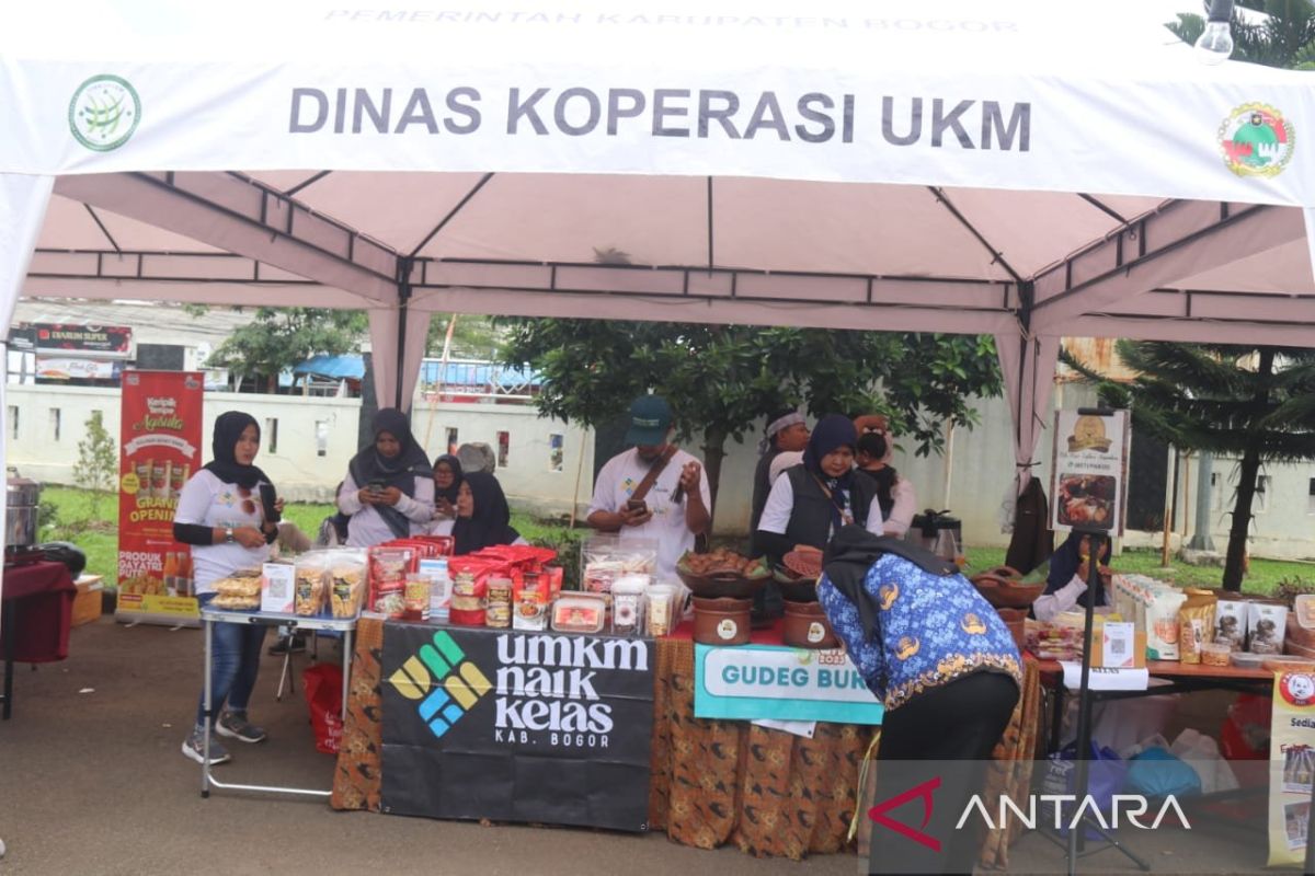 Pemkab Bogor gelar Bazar Milenial ajang promosi dan perluas jaringan UMKM