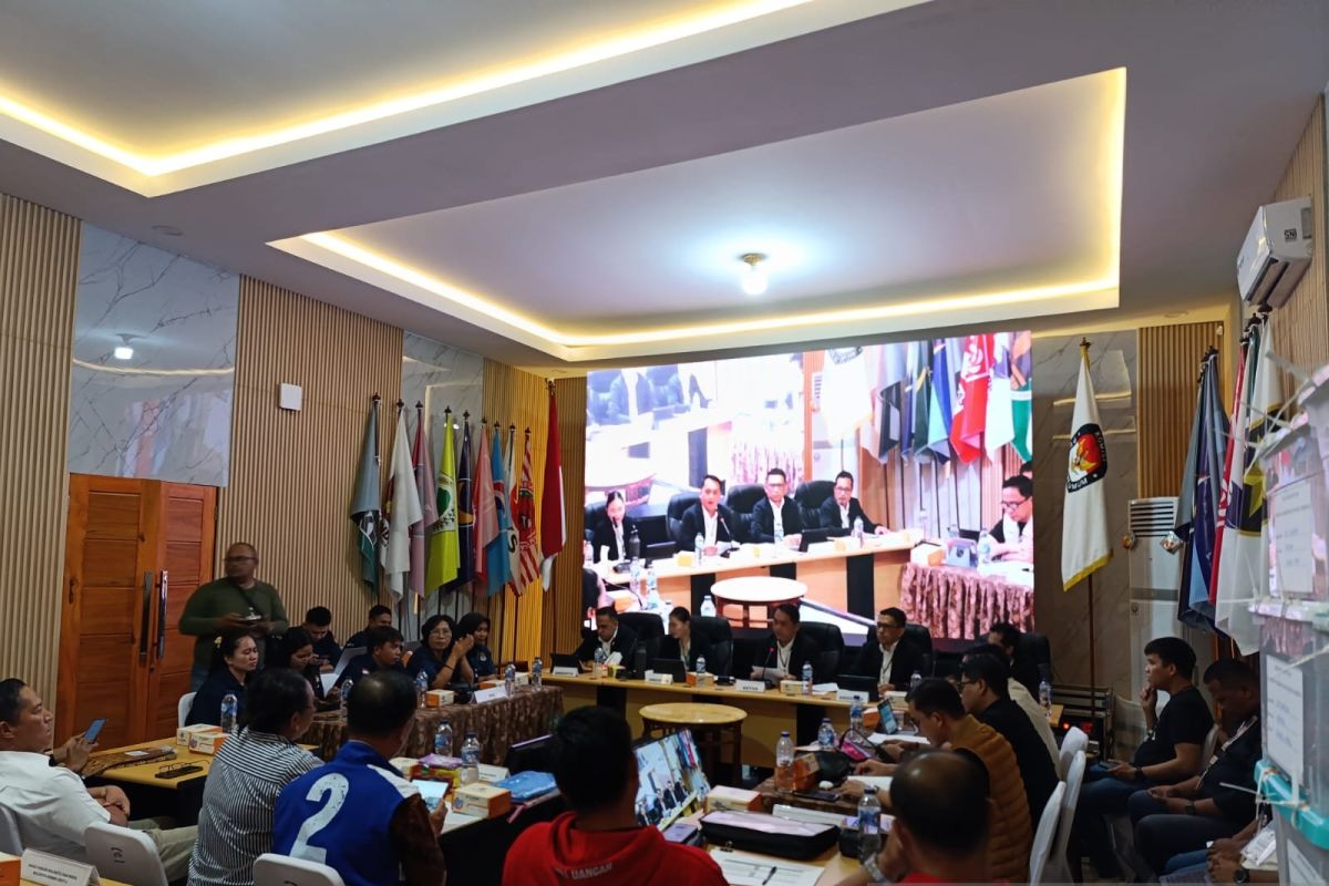 KPU Manado mulai pleno rekapitulasi suara Pilkada 2024