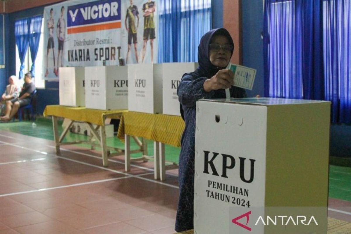 Pj Wali Kota tinjau PSU di TPS 5 Kendari