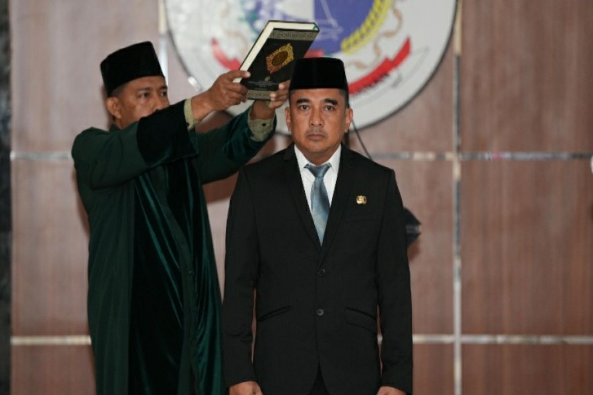 Pj Gubernur lantik Amujib sebagai Penjabat Sekda Sulbar