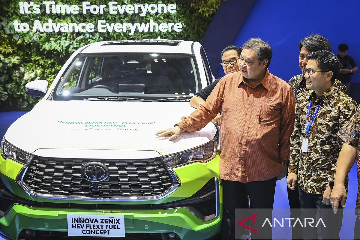 Menko Perekonomian kunjungi Gaikindo Jakarta Auto Week