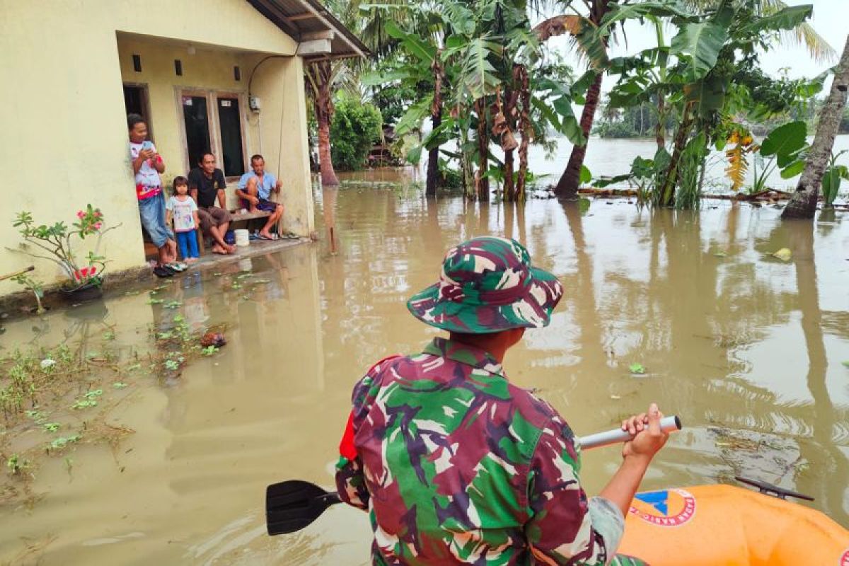 BPBD Banyumas dirikan pos lapangan tangani banjir