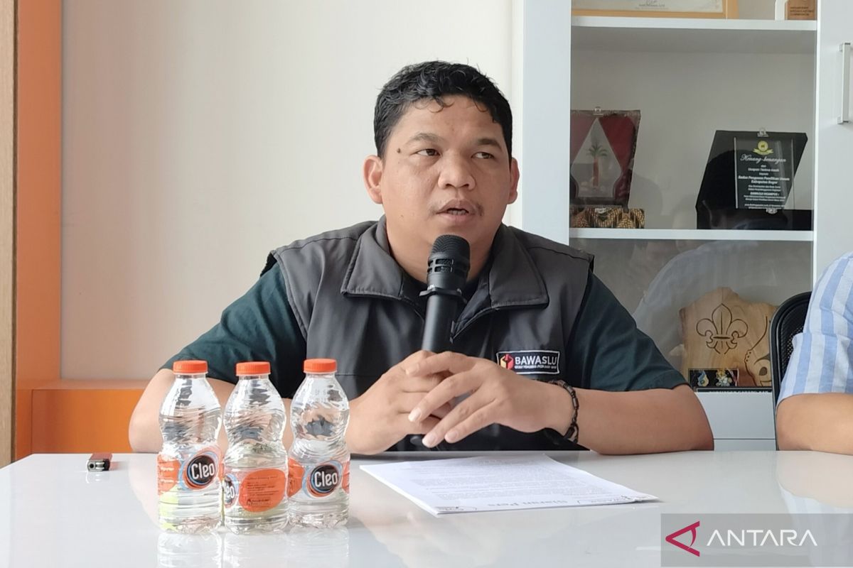 Pemungutan suara ulang pilkada di TPS 09 Cisarua Bogor karena dugaan kecurangan