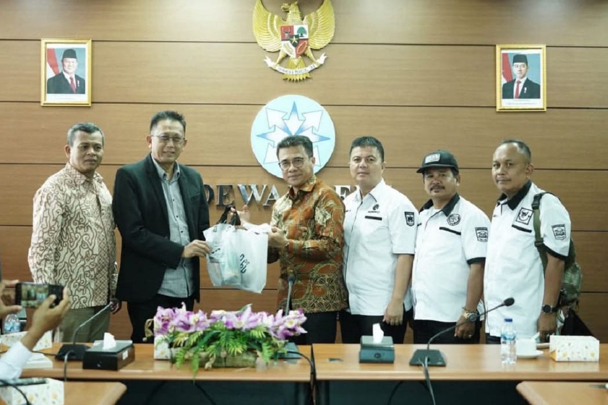 Wartawan Solok Selatan kunjungi Dewan Pers