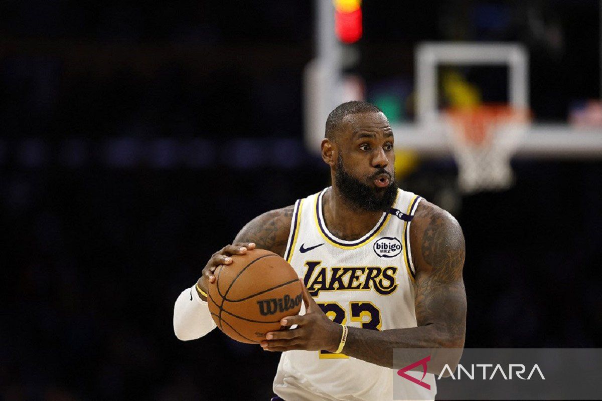 Masuki usia 40, LeBron James masih ogah pensiun dari basket