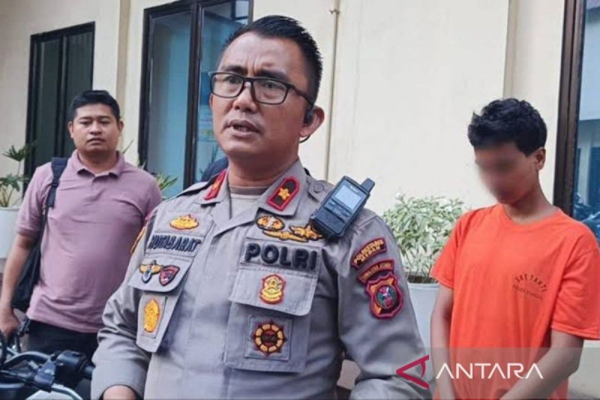 Polisi tangkap empat pelaku begal anggota TNI di Medan