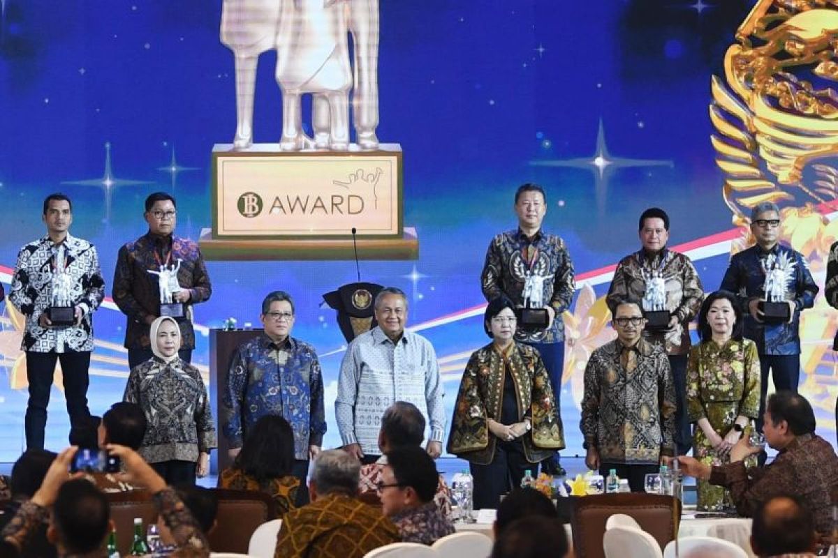 BSI raih dua BI Award 2024 sebagai bank syariah pendukung pengendalian moneter terbaik