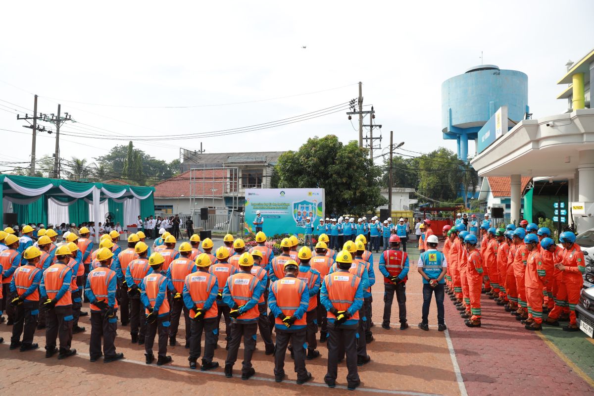 PLN kerahkan 5.027 personel amankan pasokan listrik Natal-Tahun Baru