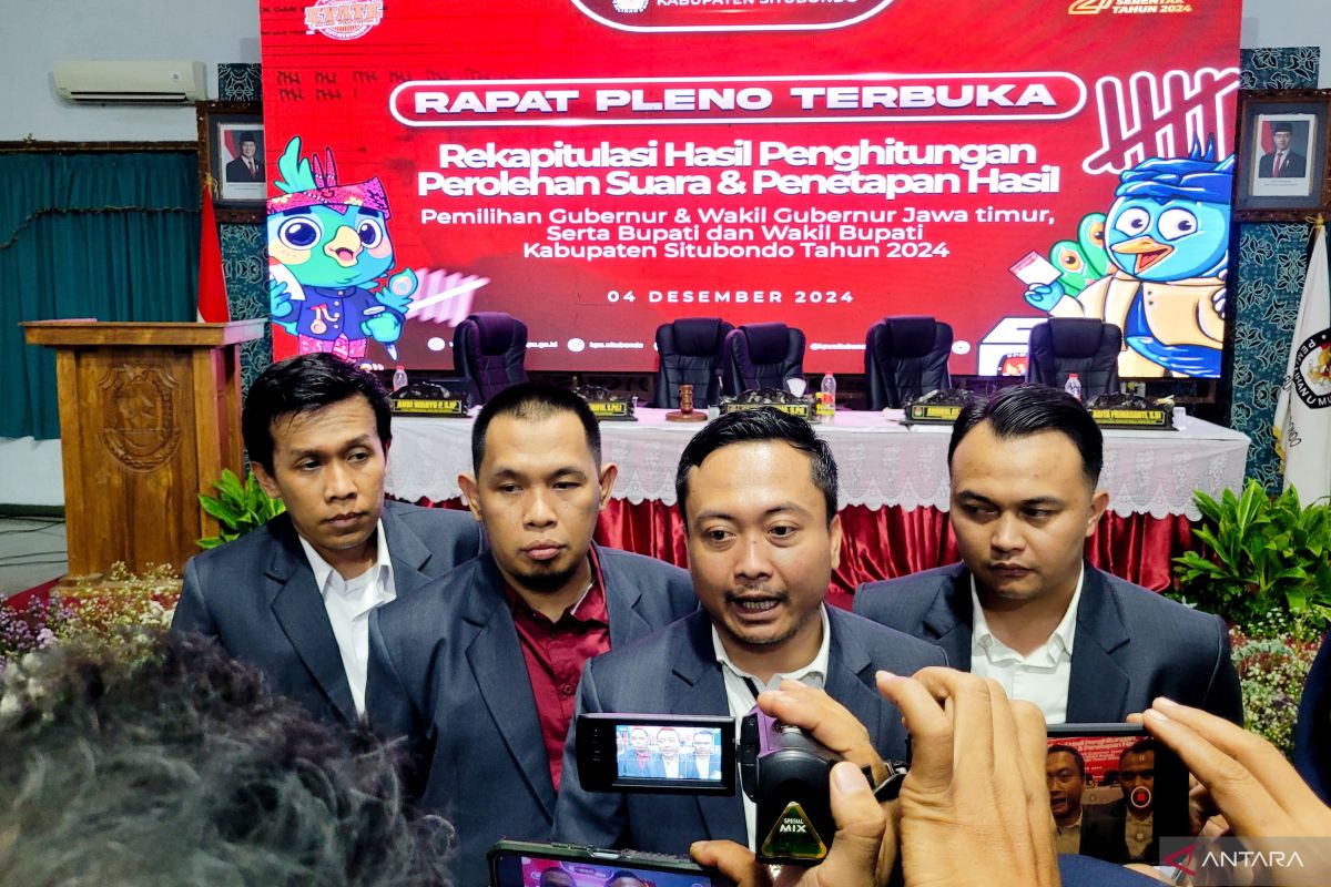 KPU Situbondo tetapkan Rio-Ulfiyah raih suara terbanyak Pilkada 2024