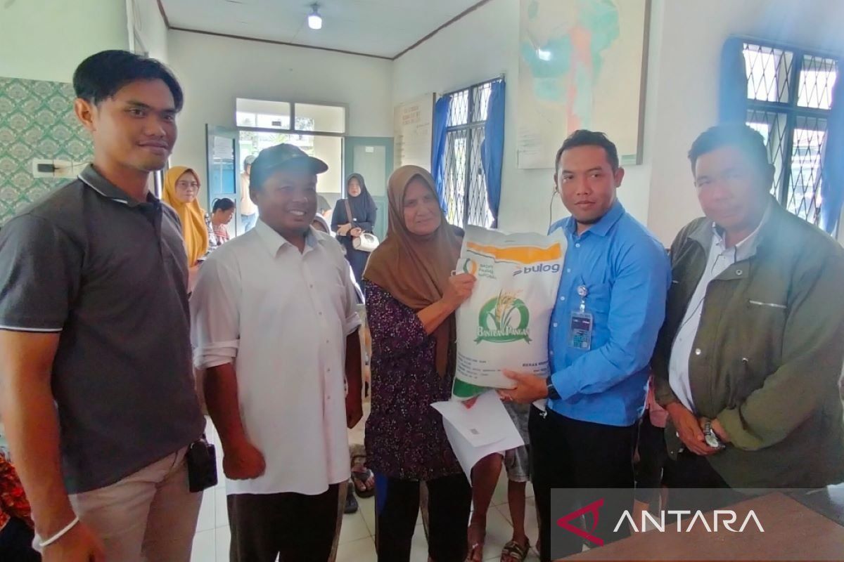 Bulog Rejang Lebong pantau penyaluran bantuan pangan tiga kabupaten