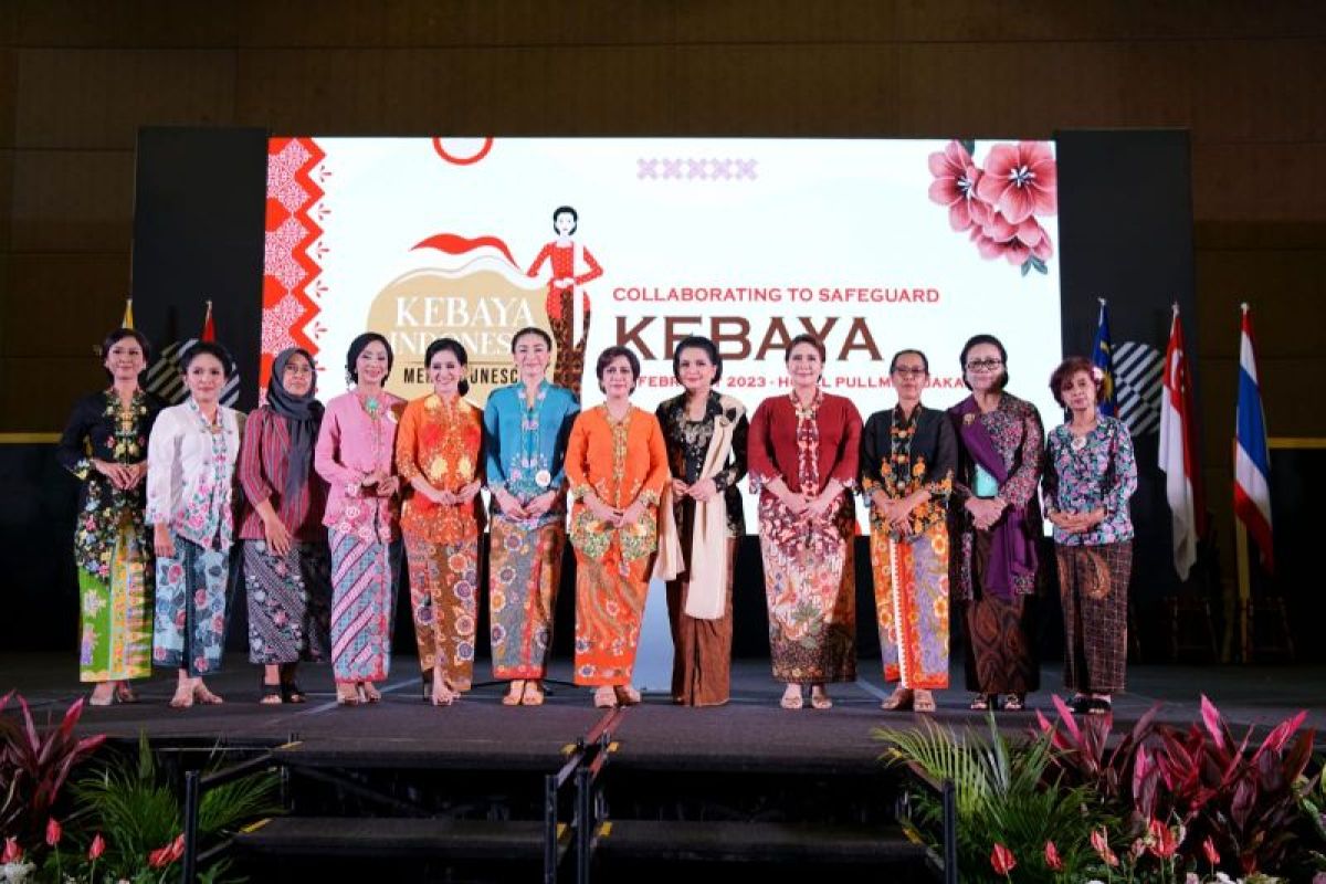 Timnas Kebaya berhasil bawa kebaya jadi WBTB UNESCO