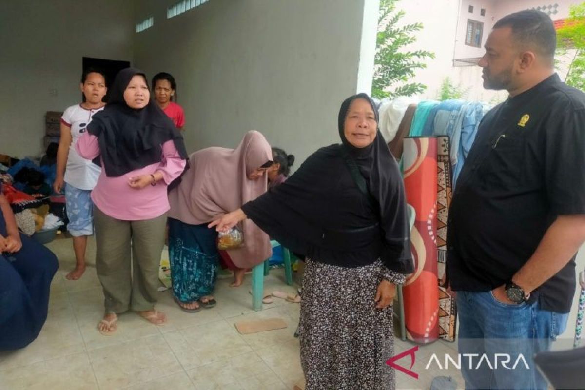 Legislator minta SDABMBK dan BWS relokasi warga bantaran sungai