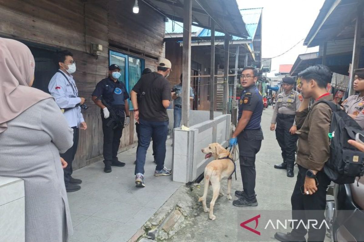 BNNP Kaltim geledah rumah terduga pengendali narkotika di Balikpapan