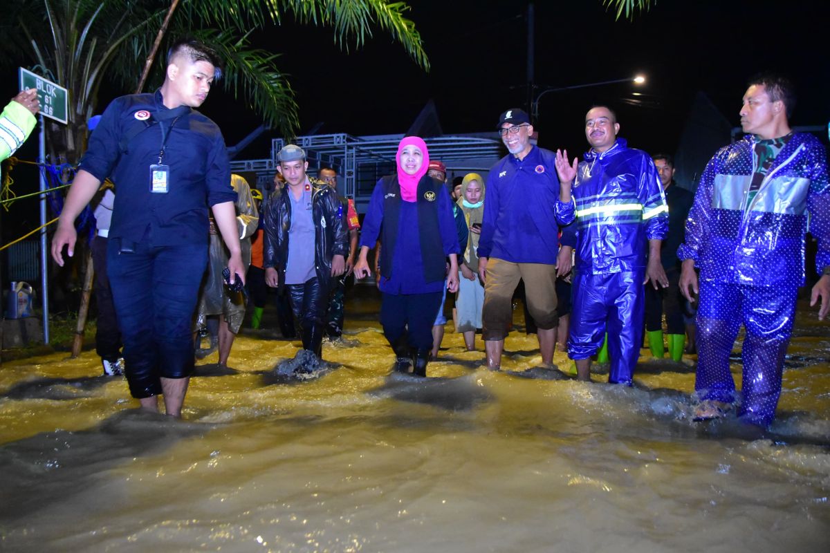 Khofifah: Relawan garda terdepan penanganan bencana dan kemiskinan