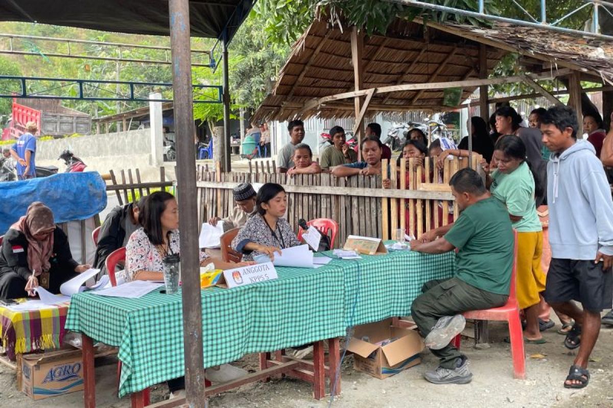 KPU Kota Palu laksanakan PSU Pilkada di TPS 04 Kelurahan Tipo