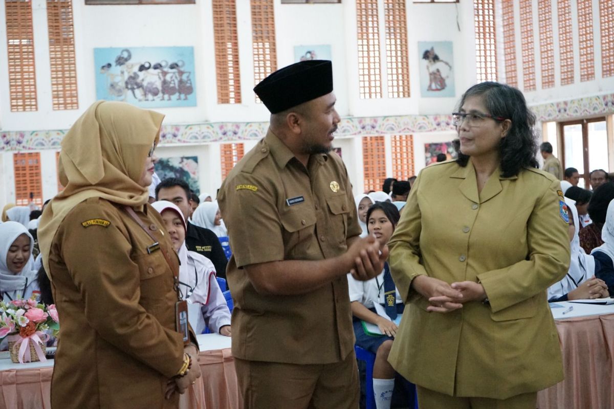 Kemendikdasmen beri penghargaan Disdik Kediri