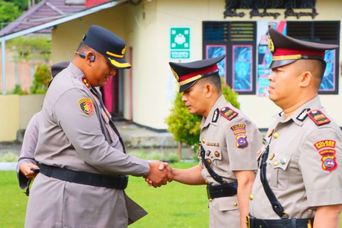 Kapolres Padang Panjang pimpin sertijab Kasatlantas, Iptu Afrizal Sahar ke Ditlantas Polda