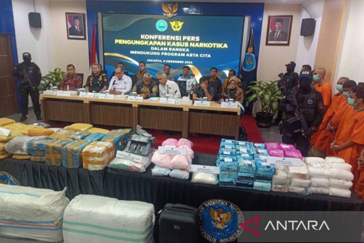 BNNK Lhokseumawe geledah rumah tersangka narkoba di Aceh Utara