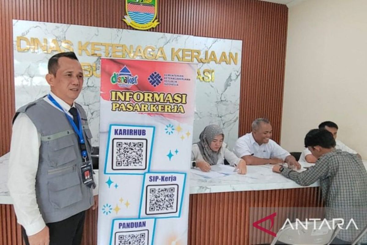 Pemkab Bekasi perluas informasi lowongan kerja hingga desa dan kelurahan