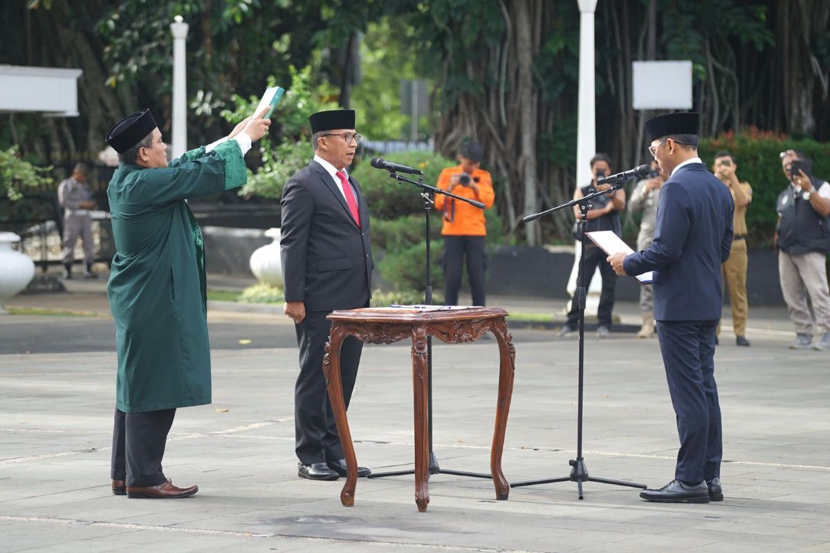 Pj Sekda Kota Bogor dilantik, Hery ingatkan pentingnya peran sekda