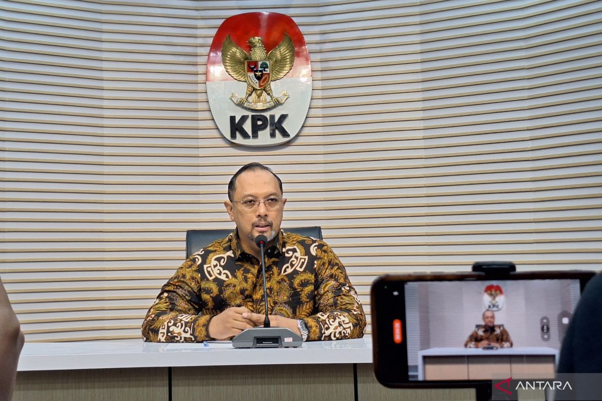 KPK dalami pertanggungjawaban pihak lain terkait korupsi ASDP