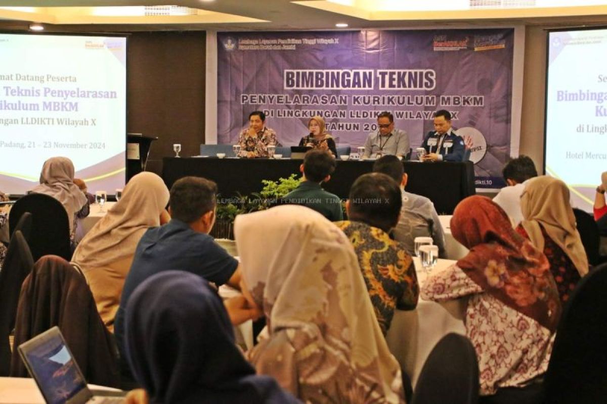 Tingkatkan pemahaman Program MBKM, LLDIKTI Wilayah X adakan Bimtek Penyelarasan Kurikulum MBKM