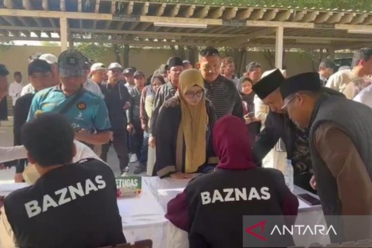 Baznas salurkan daging Dam jamaah haji kepada warga Indonesia di Arab Saudi