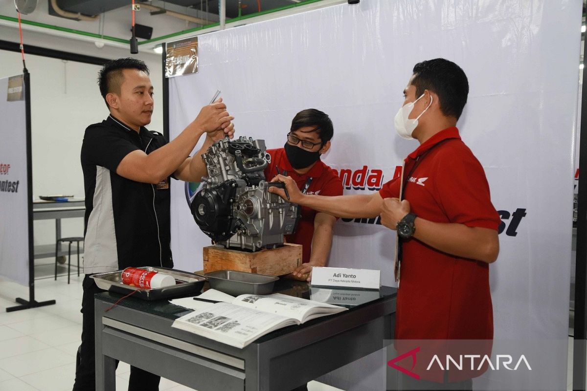 Teknisi AHASS siap adu keterampilan teknis sepeda motor Honda di level Asia Oceania