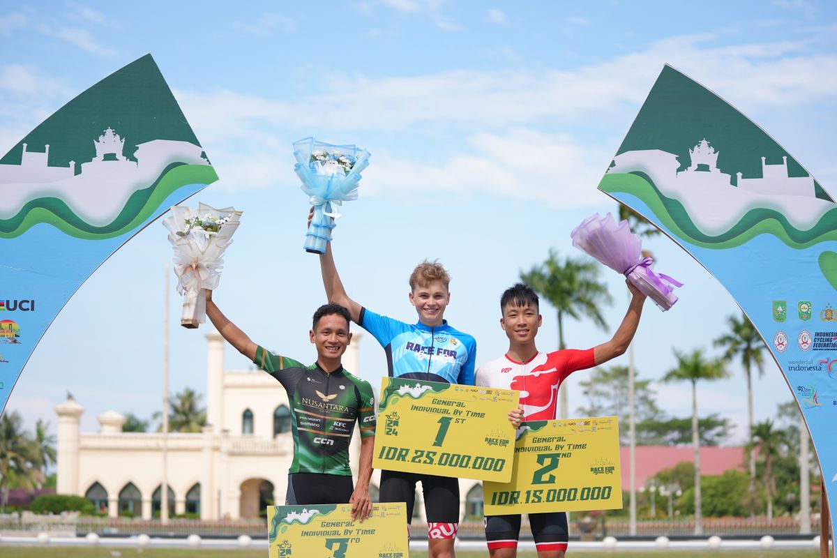 Pesepeda Selandia Baru dan Indonesia juara umum Tour de Siak