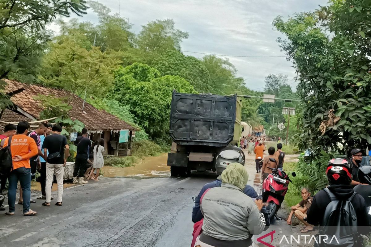 BPBD OKU Timur siagakan  Satgas Bansor antisipasi banjir dan longsor