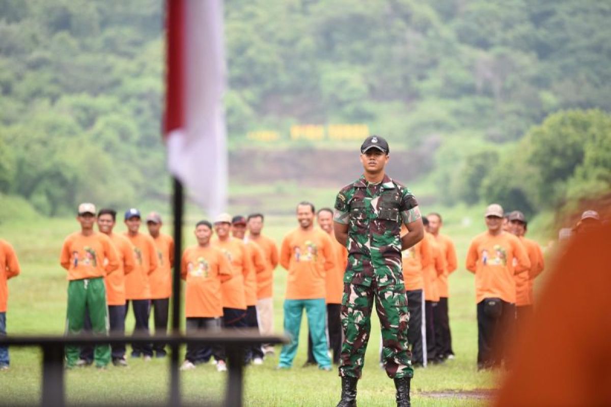 Pemkot Kediri gandeng Brigif tingkatkan kedisiplinan petugas disdik