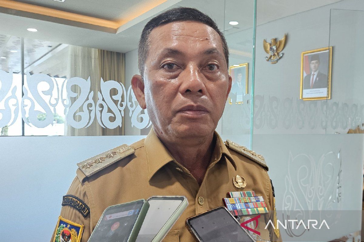 Pj Gubernur Papua minta proses perizinan usaha harus satu pintu