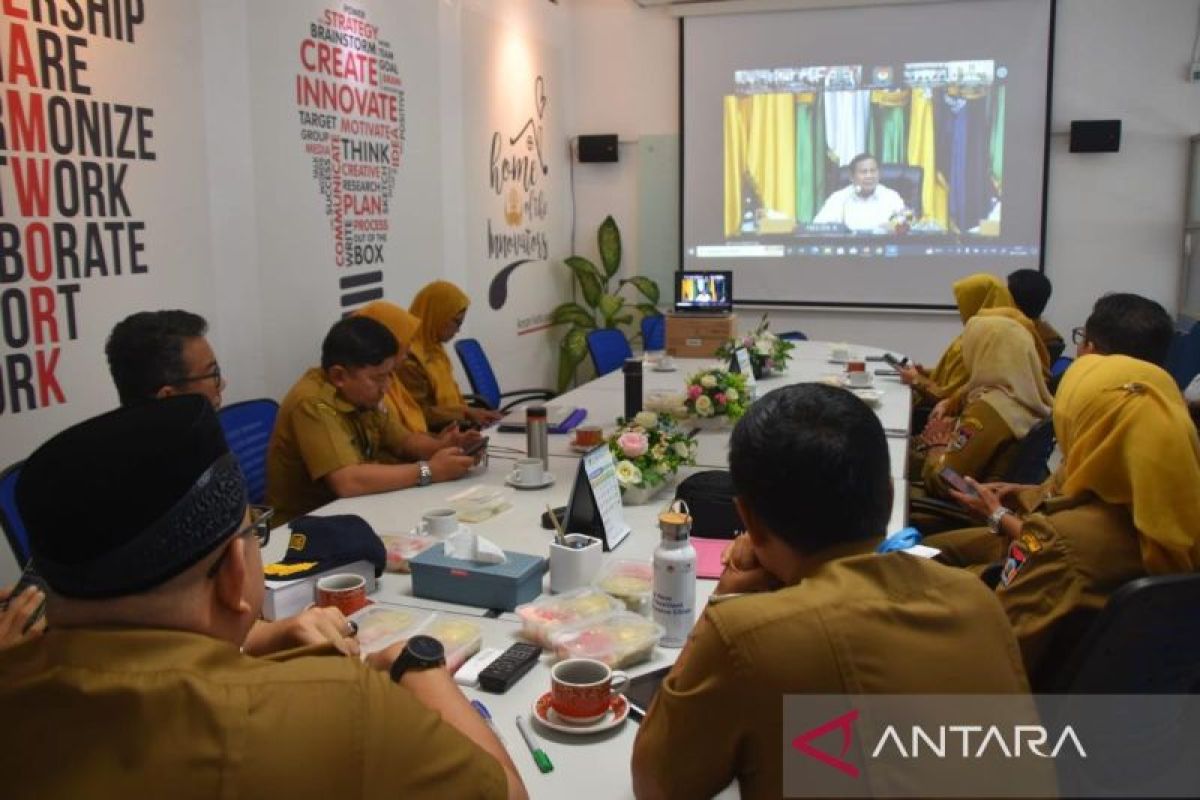 Kendalikan Inflasi, Pj Wako Andree Algamar Ikuti Rakor Bersama Presiden RI